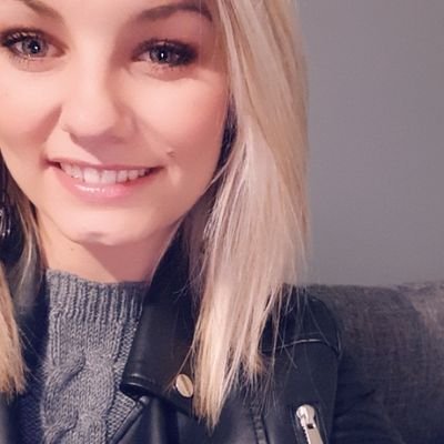 AdelineDelautel's profile picture. IDE 💉 W ❤💑