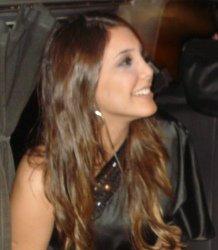 smazzarello's profile picture. Jornalista, assessora de imprensa nata, leonina, apaixonada por cachorros, e viciada em praia, samba e doce de leite.