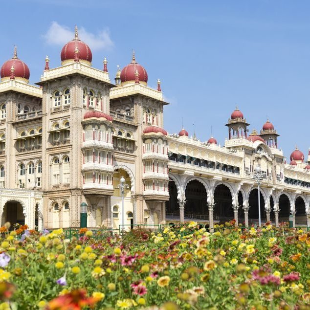 KarnatakaLegend's profile picture. A single place to know about Karnataka, Kannada achievers.