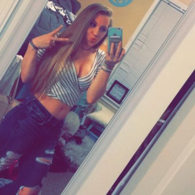 juliastechlyy's profile picture. psalm 73:26 // mercer university