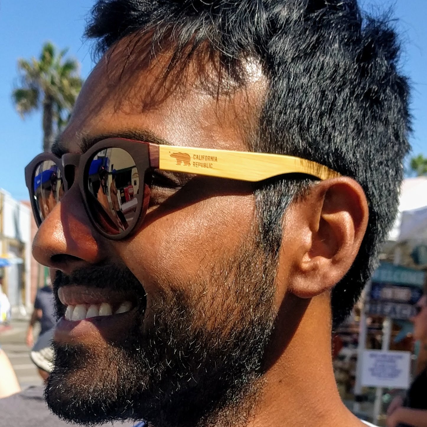 Good at nothing, ok at many things
tech satire at https://t.co/XKE1PmEIKi