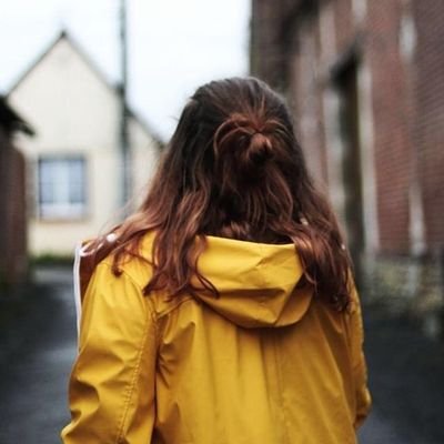 🧵 Artisane couturière -
🩰 Danseuse - 👗 Figuration - 🧩 Lorcana