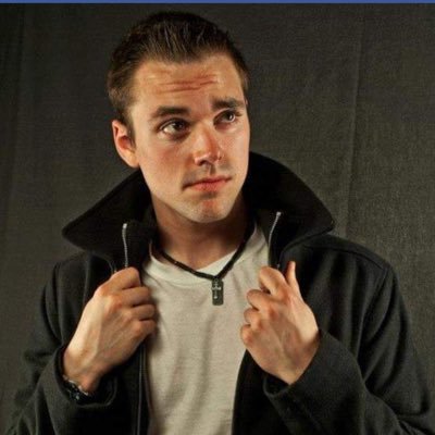 HeyDaveDawson's profile picture. Cuz everyone loves a tasty wittle tweet🍬🐦 ✌️youtube👉 https://t.co/BuXssrslNe