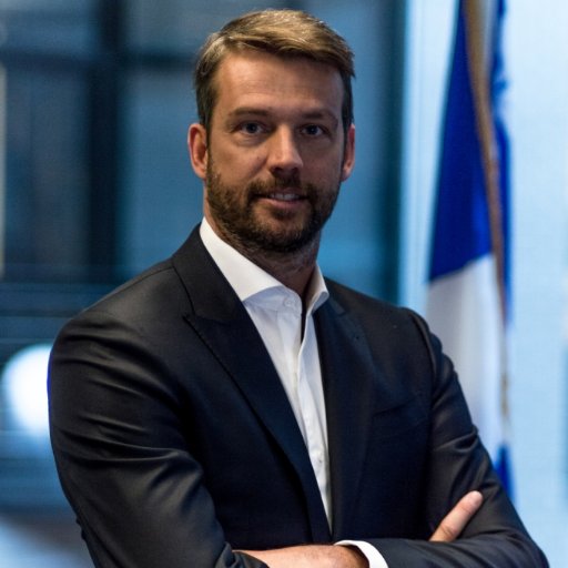 Stratégies & développement économique, politiques économiques, Réindustrialisation - Investissement - Ex Dir Cab, DG capital de risque - Compte personnel