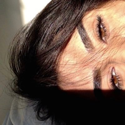 Reem522's profile picture. I prefer cats over humans.