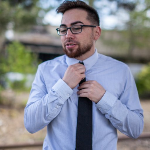 omgwtfloljustin's profile picture. 