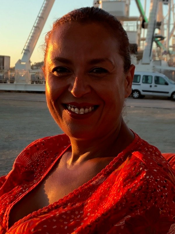 MedaniNora's profile picture. Secrétaire particulière au Ministère de l'éducation nationale et de la jeunesse