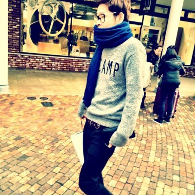 LXw8I02wZnsDVML's profile picture. 1996年生まれ22歳 約2年後にはいまある会社が半分になると言われている時代に見切りをつけ権利収入 資産運用 株の投資収入をやっています！ もしご興味のある方はDMして頂ければお話させて頂きます！ 聞くだけでも構いません！ 大阪 兵庫でのご説明とさせていただきます頂けますのでご了承ください