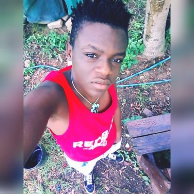 pray 2 God every day 😊💕💕💕..lvin n carin