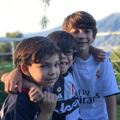 Padre de morochos y de otro mas, venezolano, real madrid, golf, venezolano que regeso a vzla a trabajar por el pais