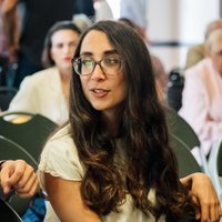 Eva Perroni (@evieperroni) 's Twitter Profile Photo