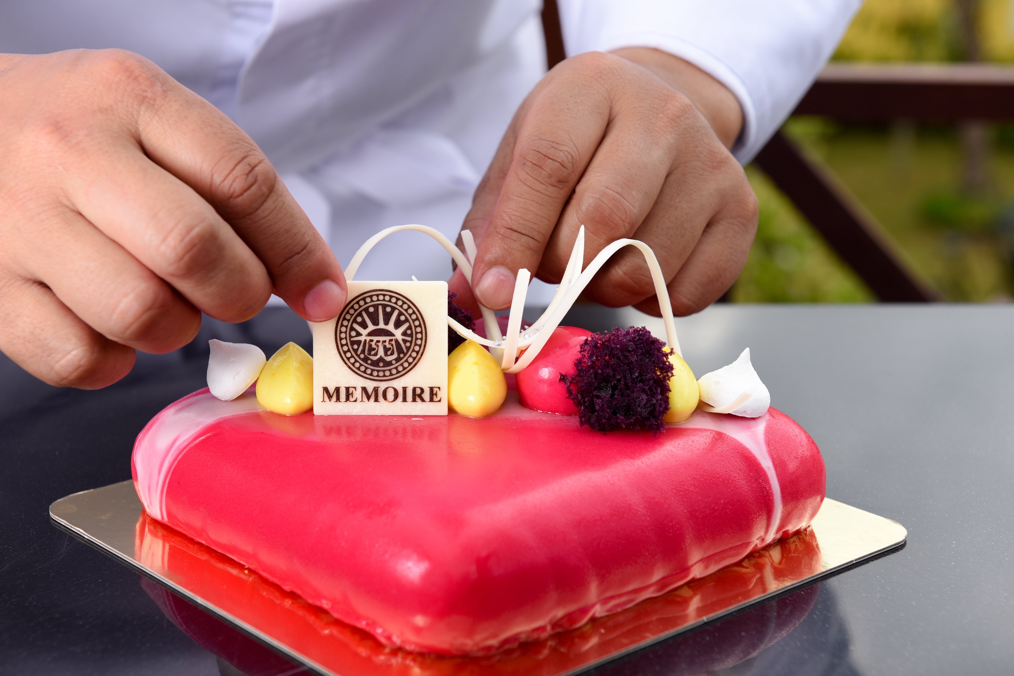 Specially prepared for your events, anniversary, birthday party and other crucial events that is on going with reasonable price, wholesome bakeries.