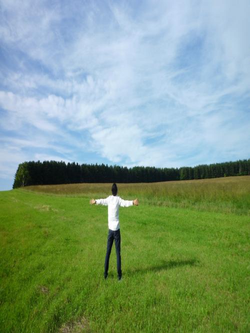 一人旅好きの無線初心者です。日々、人生を楽しむための研究してます。