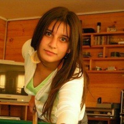 JavieraYanine's profile image