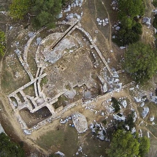 Descubre la Ciudad Romana de Ocvri y sumérgete en su  historia. Visitas guiadas por especialistas en Patrimonio y Turismo Teléfono
 670  24 17 17