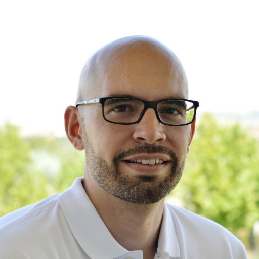 Associate Professor @UZH_en & @UZH_dsi 丨Fellow @CESifoNetwork丨Researching digitization丨Co Editor-in-Chief @IEP_Journal
Visit https://t.co/azd8xxWCiz !