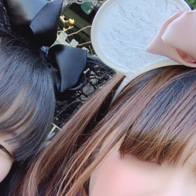 限界最強ぽっちゃり30代前半BBA。完全趣味垢! もはや本垢。ゲーム実況🎮【三人称、2bro】音楽🥁【椎名林檎、東京事変、nowisee、ラストアイドル 】他💋【ネイル、猫、アニメ、漫画】 世界で一番三人称ファミリーが好きです。フォローはご勝手に!