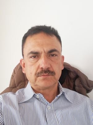 L. Química UdeNar, Especialista en Microbiologia UCatolica Manizales, Mgr. Ingeniería Ambiental UMariana, ING. Alimentos UNAD.