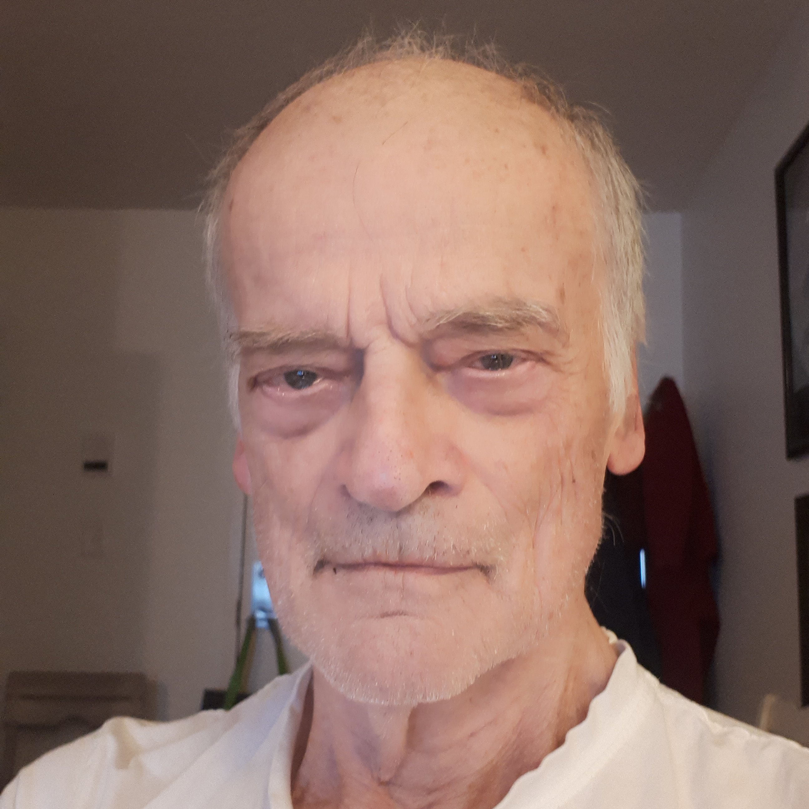 JustinStarkwea2's profile picture. Orig cast of Camelot, communal living (Twin Oaks), Bennington college, believe human society is self destructing, do meditation, weight training, art and music