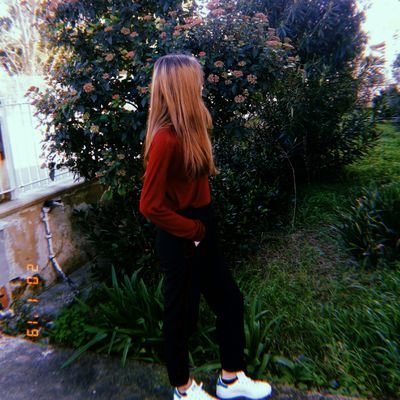 Non credo alle favole,ma le scrivo pensando a te.
«ℬenjamin&ℱederico».