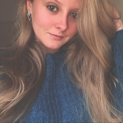 _atika971's profile picture. 