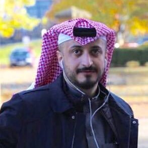 خريج بريطانيا واستشاري تعليمي وشريك مؤسس ونائب الادارة التنفيذية في شركة إصرار القابضة .ومؤسس ورئيس التنفيذي لشركة جسور الاحتراف في المجال الرياضي