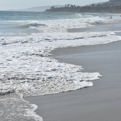 happilyme77's profile picture. 