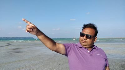 Professor, Activist and Ambedkarite.
पूर्व महामंत्री, लखनऊ विश्वविद्यालय शिक्षक संघ