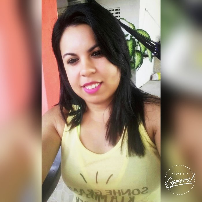 Olá sou uma pessoa muito simpática, e gosto de fazer amizades.. 😘😍