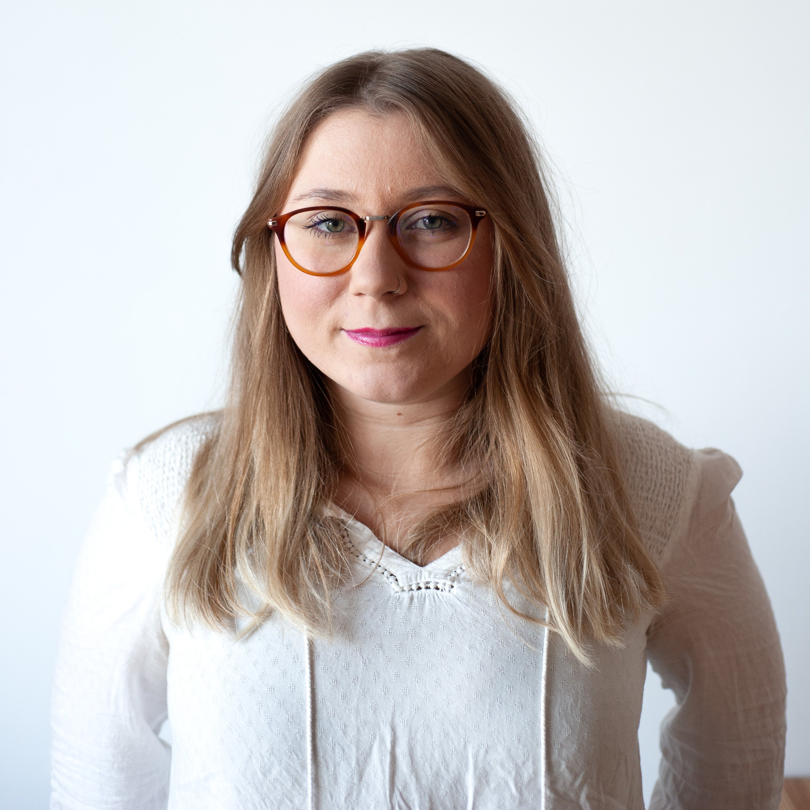 💼 Consultante en #socialmedia #freelance // J'aide les entreprises et e-commerces à booster leur ventes et visibilité grâce aux réseaux sociaux et au SEO.