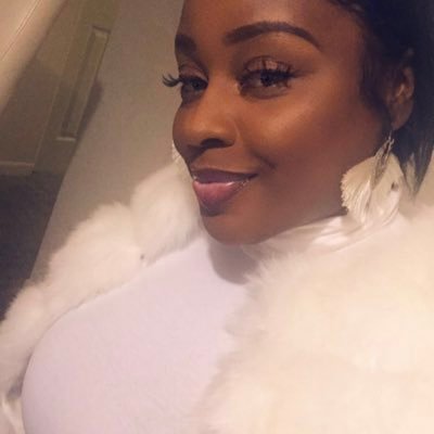 jadorebrookie's profile picture. 