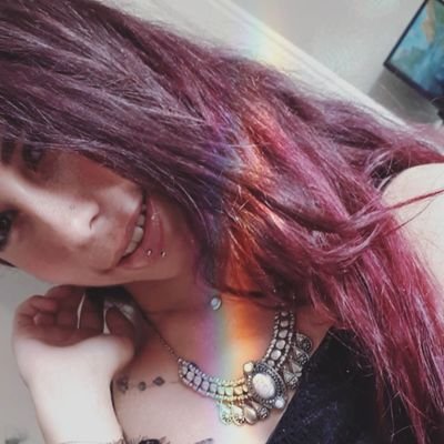 Layiae's profile picture. The space between life and death is where we are most alive. ⚔