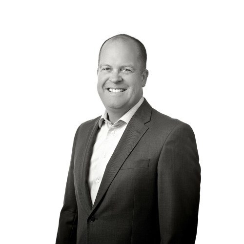 Corporate real estate advocate for emerging and established companies, entrepreneur, passionate about my family and pursuing my life passions...