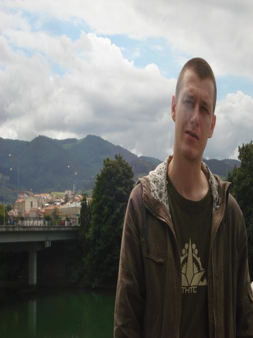 littlewoodchris's profile picture. 