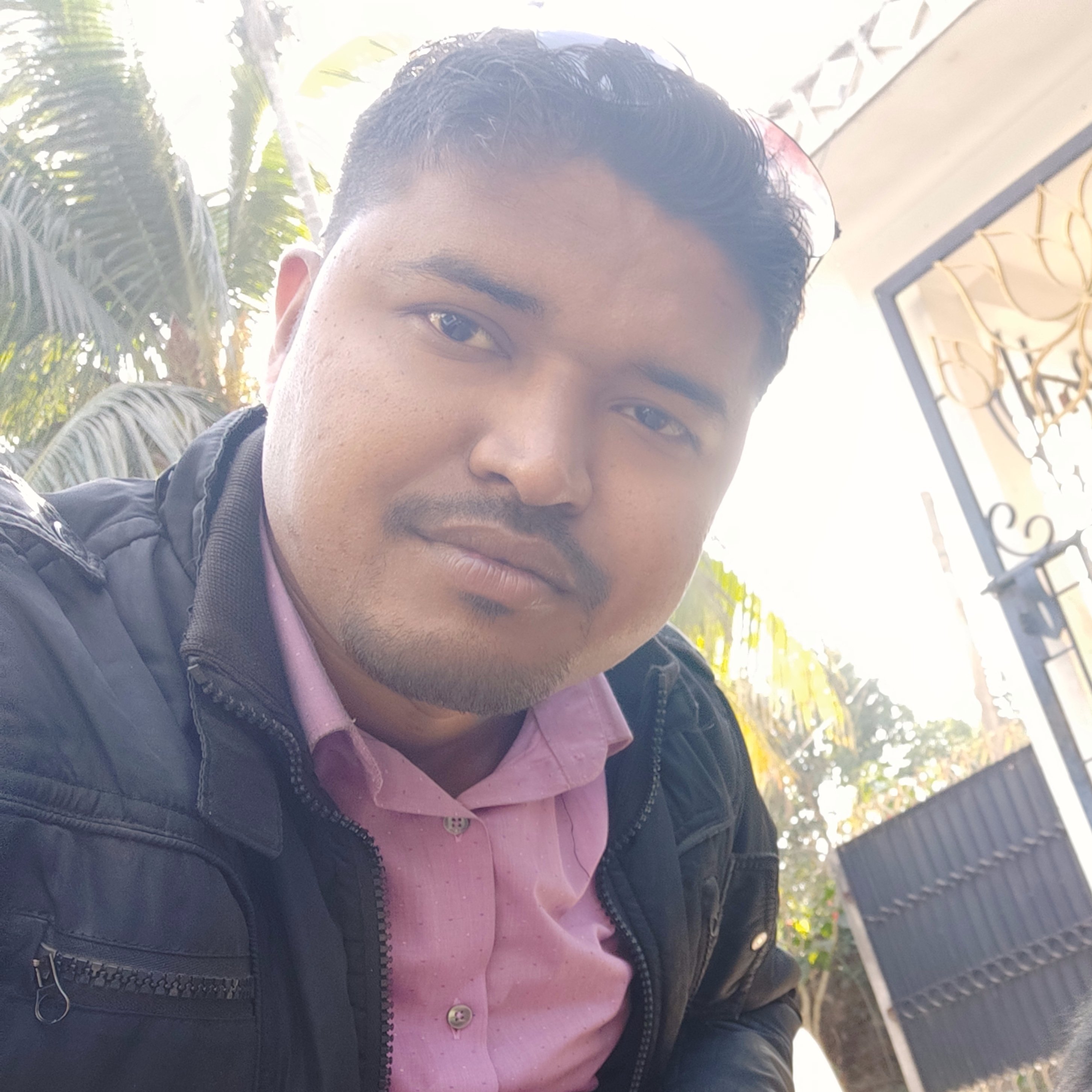 I am a simple boy from Guwahati and looking for creating network with friends. Join my Networks and be a part of my world of Fun !!! :) ;)