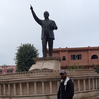 हम सबसे पहले और अंत में भारतीय हैं।