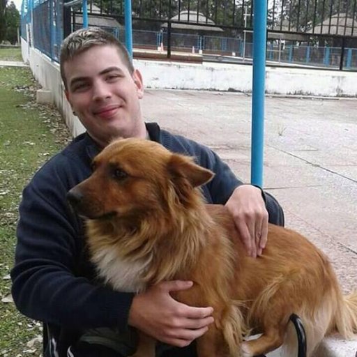 EmaRios18's profile picture. 