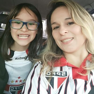 São Paulina apaixonada ❤️💟🖤pelo time e amante de NFL.🏈, mãe da Ana Julia e casada com Gui tricolor. 🏠 tricolor 🇾🇪