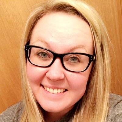 csing0924's profile picture. I'm Cassie, 30 & I'm a small town country girl trying to make it in the world :) teacher 🍎 dreamer 🌛 goal setter