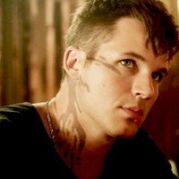 Zander (@weapontrained) 's Twitter Profile