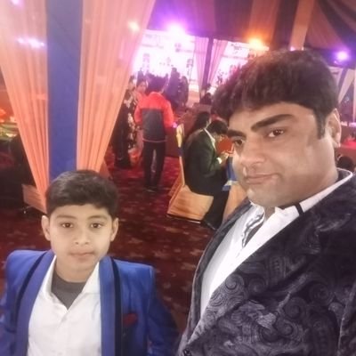 Hi,guys,my name is Amit grover I am from faridabad,my busines Shanti furniture/Old sofa set repair & New sofa seat order in ready,I hope you all like my busines