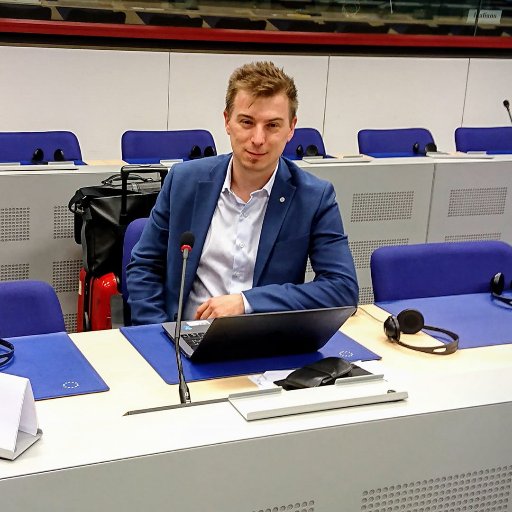 CTschigg's profile picture. 😄