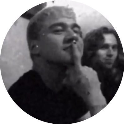 please follow back on @sensationshood NOT this acc!💙