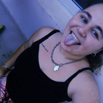 ■R.p((roque perez ))
■Extrañar, recordar, imaginar, soñar.
■18
■leonina♌