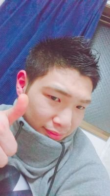 FMpP79VvcsWyodP's profile picture. 皆さんはじめまして(^-^)


まさやです(^-^)
趣味はバレーボールと、料理！
料理は休日にたくさん作っています！

もちろん家事全般も大好きです！


お菓子作りも大好きです(^-^)


皆さんにお菓子作ってプレゼントしたりしていますよ！


主に料理の写真や、日常の出来事呟いています(^-^)