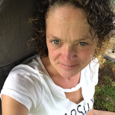 AnnPatt33721393's profile picture. Jack of all trades master of none.