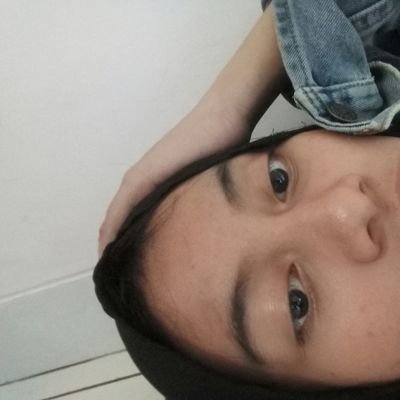 haninast_'s profile picture. yuk bagikan cerita keresahan kalian selama pandemi di link👇