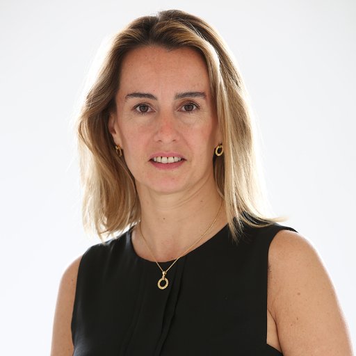 Formadora, coach, apasionada con los proyectos que realiza, poniendo siempre como foco el lenguaje y las relaciones