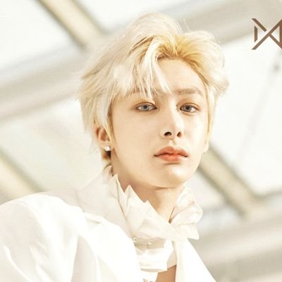 💞
I don't have a heart;
hyungwon stole it from me🐢
@officialmonstax
⋈ l14 - 09 - 17 | ⋈ 10-08-18
hi touch💕 ⋈ | 💕💕 hi touch💕