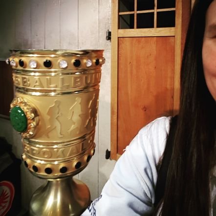 Dr Snooze, Haus- und Hoffotograf Offenbach Die Leiden eines Eintrachtfans (ziemlich radikal) Diagnose: latent aggressiv
Pokalsieger 2018 Europapokal 2022🏆🏆